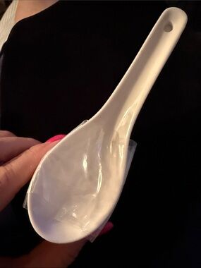 New Commercial Grade White Porcelain Wonton Soup Spoon set of 6  (4 avail)